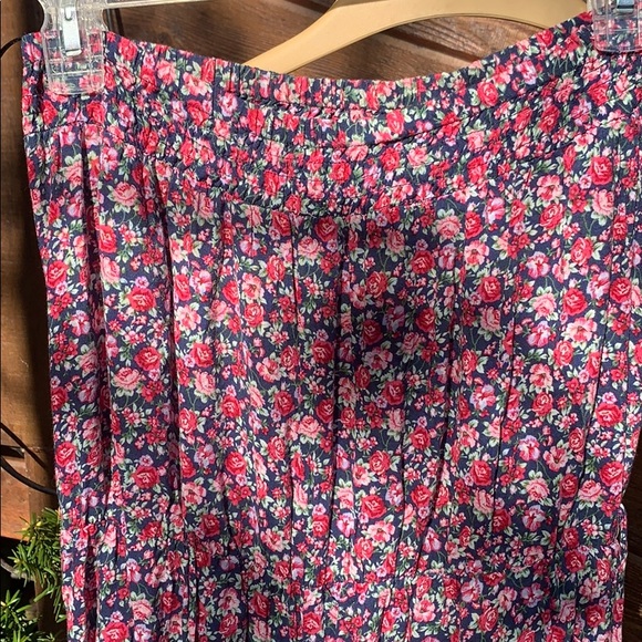 Floral print Capri romper - Picture 2 of 5